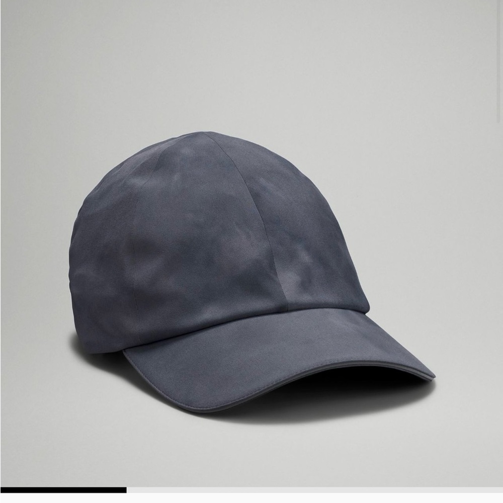 Lululemon fast and free hat almost new